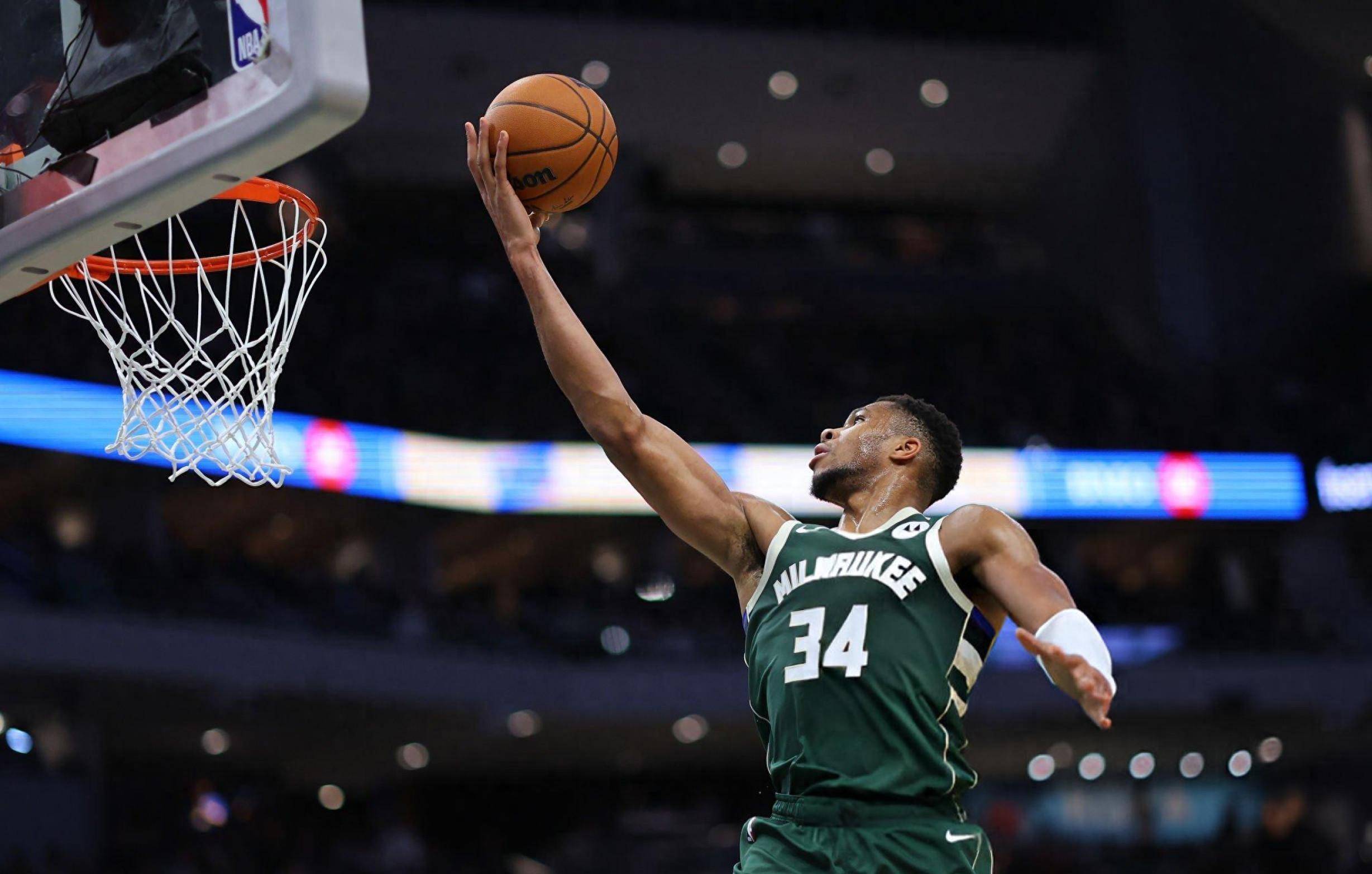 字母哥重要时刻出色发挥，篮网带队取胜！