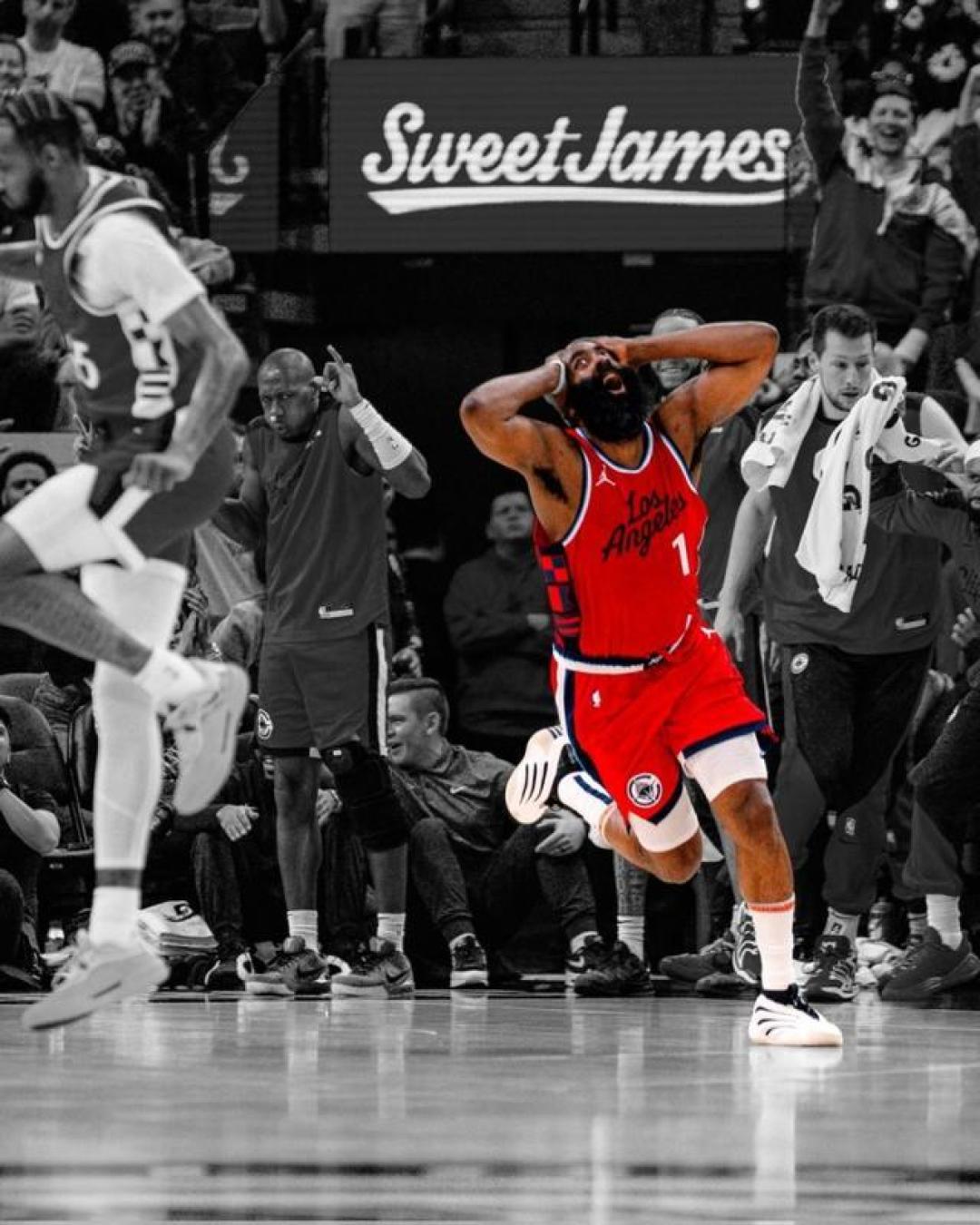  哈登在湖人比赛中连败,突破纪录引发热议的原因 